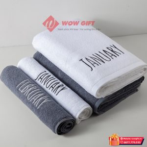 khăn tắm in logo quà tặng cho nhân viên nữ